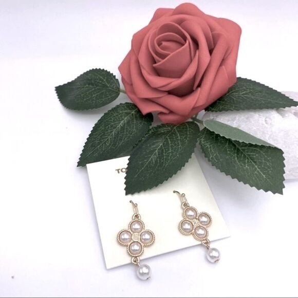 New Tory Burch Gold Four Pearl French Wire Dangle Earrings - Picture 6 of 8